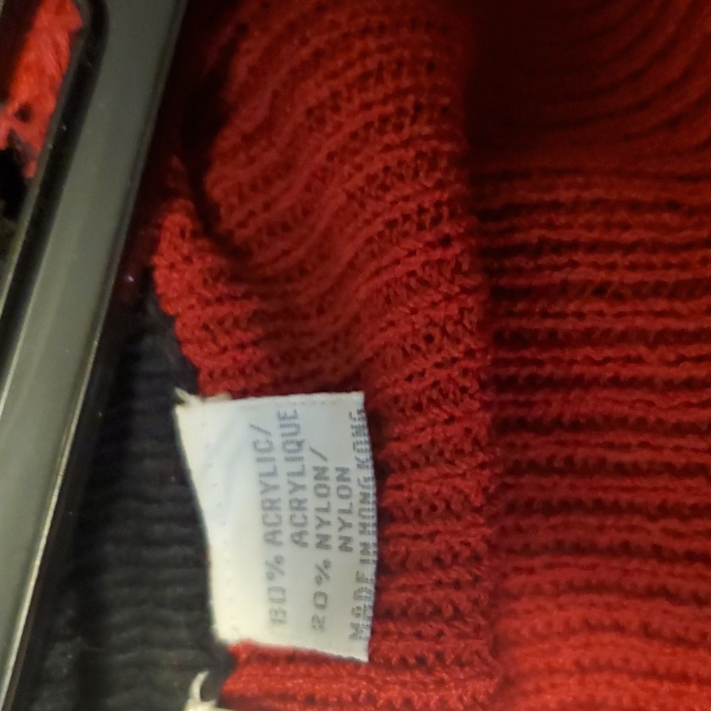 Sweater - Picture 4 of 4
